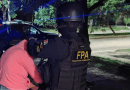 FPA detuvo a tres deliverys de droga en Marcos Juárez mientras vendía en la vía pública