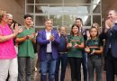 Llaryora inauguró el nuevo edificio del IPET 420 de Isla Verde